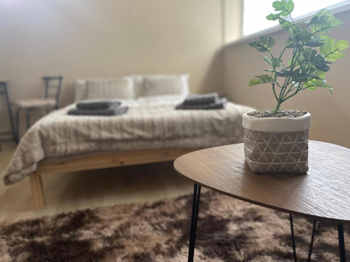 Garzon/ Studio Apartment Sahy Экстерьер фото